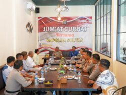 Polda Gelar Jumat Curhat, Warga Kelurahan Bende Kendari Minta Untuk Dibuatkan Pos Kamling