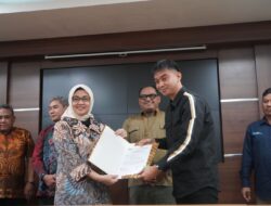PT TMS Serahkan Bukti Keberhasilan Rehabilitasi Daerah Aliran Sungai 