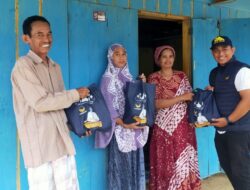 Berkah Ramadan, Garda Pemuda Konsel Bagikan Ribuan Paket Lebaran ke Warga 