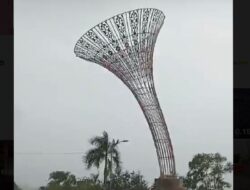 Lampu Hias Big Three di Konsel Miring Tertiup Angin, Mahasiswa Sebut Proyek Gagal