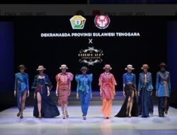 Tenunan Sultra Akan tampil di Fashion Week di Jakarta