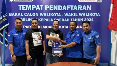 Asmawa Tosepu dan Yudhianto Mahardika Ambil Formulir Calon Wali Kota Kendari di Partai Demokrat