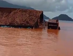 Kapal Tongkang Nyaris Terbalik di Perairan Lebengki Konut, Tumpahan Nikel Cemari Laut