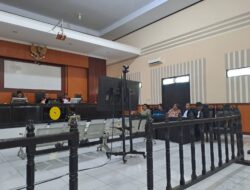 Mantan Bupati Kolut Nur Rahman Hadiri Sidang Perkara Dugaan Korupsi Bandara Lasusua