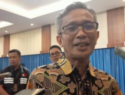 KPU Sultra Diminta Berkoordinasi Disdukcapil Lakukan Perekaman KTP Elektronik
