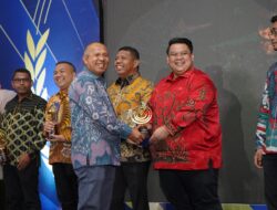 Yudhianto Mahardika Anton Timbang Raih Penghargaan Pemuda Inspiratif Dalam Sultra Awards 2024
