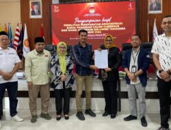 KPU Sultra Serahkan Hasil Vermin Empat Pasang Calon Gubernur