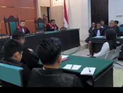Majelis Hakim PN Andoolo Beri Kesempatan Kuasa Hukum Supriyani Bacakan Eksepsi