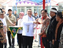 Serahkan 1.641 Sertipikat Redistribusi Tanah di Kabupaten Majalengka, Wamen Ossy: Komitmen Negara Wujudkan Keadilan dan Kesejahteraan Rakyat