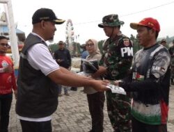 Wakil Wali Kota Kendari Gelar Wisata Pungut Sampah di Kawasan Teluk