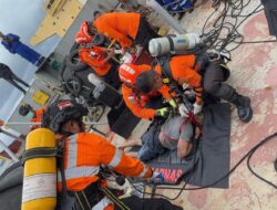 Tewas Terjebak Dalam Manhole Kapal, Basarnas Evakuasi ABK Vessel MV Patria Nawasena