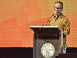 OJK Tanggapi Tarif Impor 32 Oleh Presiden Amerika Serikat