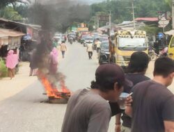 Warga di Konawe Blokade Jalan Nasional Pertigaan Lambuya