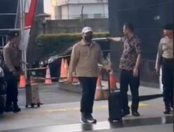 Diamankan KPK, Bupati Kolaka Timur Abd Aziz Tiba di Gedung Merah Putih