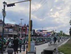 Buntut Tewasnya Affan Kurniawan, Ratusan Ojol Kendari Geruduk Polda Sultra