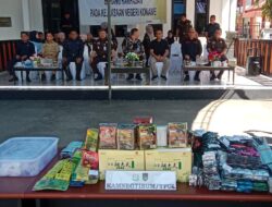 Kejari Konawe Musnahkan Barang Bukti Dari 54 Perkara