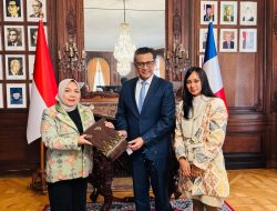 Kadin Sultra Promosikan Kain Tenun Kendari di Eropa