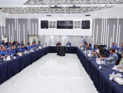 Kebut Penyelesaian Berkas Layanan Pertanahan Akhir Tahun, Menteri Nusron Instruksikan Jajaran Masuk di Akhir Pekan