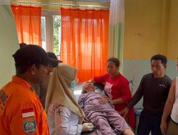 Hilang Dua Hari, Seorang Nenek di Buton Ditemukan Selamat, Tim Basarnas Lakukan Evakuasi