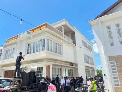 Puluhan Massa Kepung Kantor PT Swarna Dwipa Property, Soroti Dugaan Penyerobotan Lahan Warga di Kendari