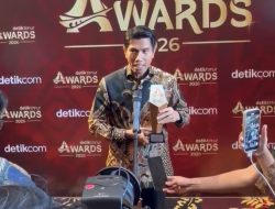 Anggota DPR RI Bahtra Banong Dianugerahi detiktimur Awards 2026 kategori Legislator Aspiratif Pendorong Keadilan Sosial dan Agraria